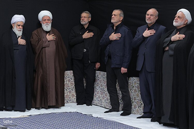 مراسم عزاداری شب شهادت حضرت زهرا (س) در حسینیه امام خمینی(ره)