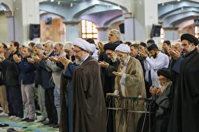 عکس | اقامه نماز جمعه تبریز