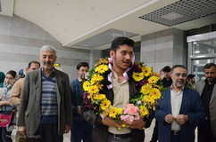 استقبال از سینا طباخی برگزیده مسابقات کشوری قرآن