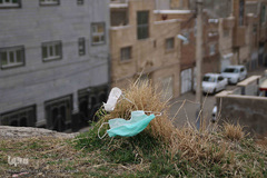 رهاسازی ماسک‌ها و دستکش‌ها در معابر شهر اهر