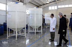 بازدید استاندار آذربایجان شرقی از واحدهای دانش‌بنیان و کارگاه تولید ماسک در تبریز