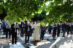 اقامه نماز عید سعید فطر در تبریز‎