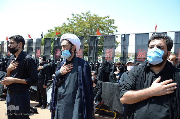 عزاداری بزرگ مردم تبریز در روز عاشورا‎‎