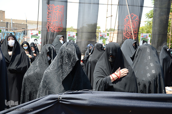 عزاداری بزرگ مردم تبریز در روز عاشورا‎‎