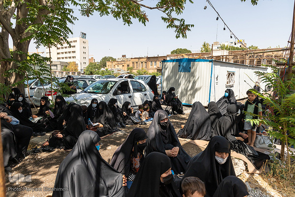 عزاداری بزرگ مردم تبریز در روز عاشورا‎‎
