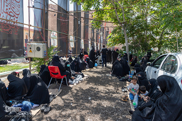 عزاداری بزرگ مردم تبریز در روز عاشورا‎‎