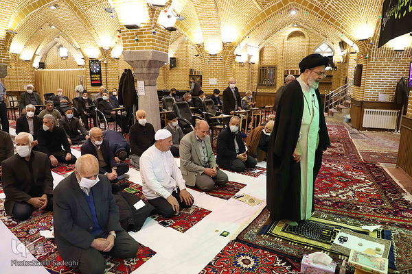 مسجد مقبره تبریز، مقبره اولین شهید محراب