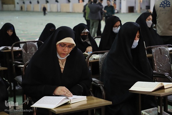 ترتیل خوانی قرآن کریم در مصلی تبریز‎‎