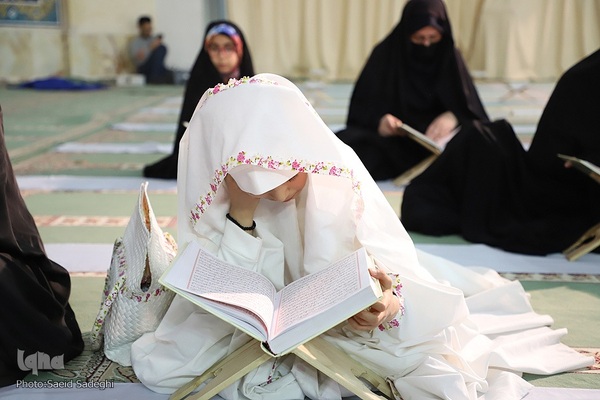 ترتیل خوانی قرآن کریم در مصلی تبریز‎‎