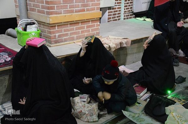 مراسم شب قدر در گلزار شهدای وادی رحمت تبریز‎‎