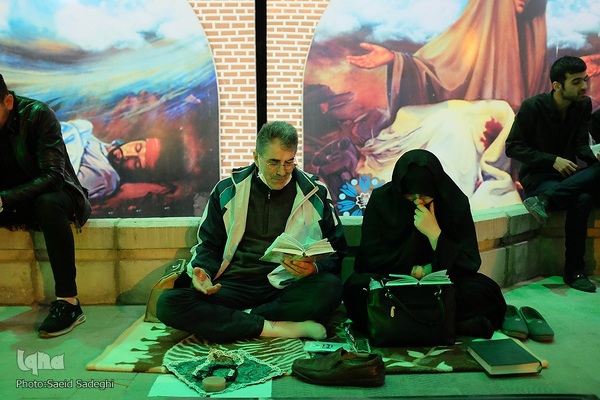 مراسم شب قدر در گلزار شهدای وادی رحمت تبریز‎‎