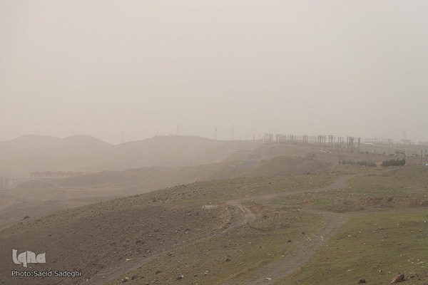 گرد و غبار در شهرهای آذربایجان شرقی‎‎