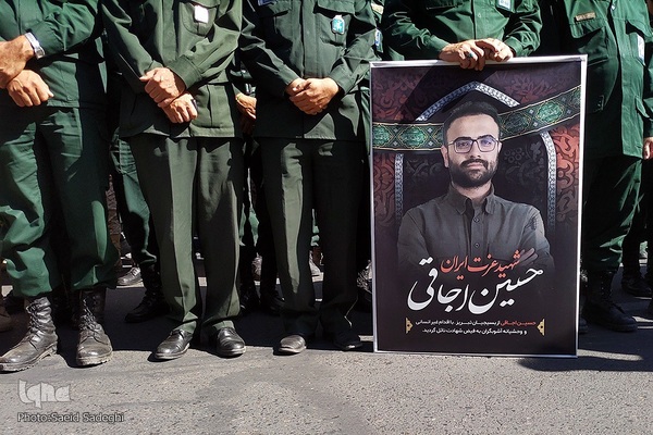 تشییع پیکر مدافع شهید امنیت «حسین اجاقی» در تبریز