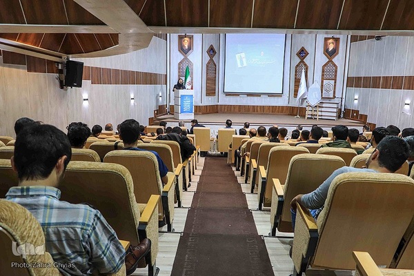 جشنواره تولیدات فضای مجازی کنگره ملی ده هزار شهید آذربایجان شرقی