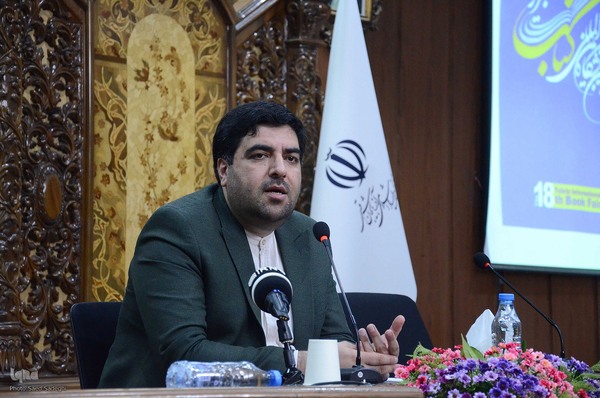 نشست خبری مدیرکل اداره فرهنگ و ارشاد اسلامی با اصحاب رسانه استان آذربایجان شرقی