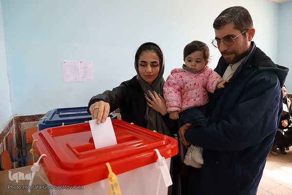 حماسه‌ای دیگر از حضور حداکثری مردان و زنان منطقه ارسباران و شهرستان اهر در انتخابات اسفند ماه 1402