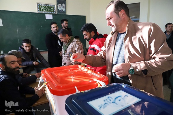 حماسه‌ای دیگر از حضور حداکثری مردان و زنان منطقه ارسباران و شهرستان اهر در انتخابات اسفند ماه 1402