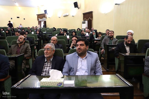 نشست استاندار آذربایجان شرقی با جامعه قرآنی‎