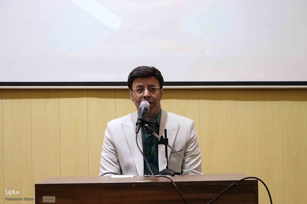 نشست استاندار آذربایجان شرقی با جامعه قرآنی‎