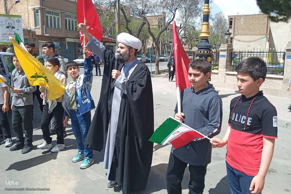 راهپیمایی حمایت از وعده صادق در اهر