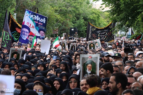 تشییع شهدای خدمت در تبریز