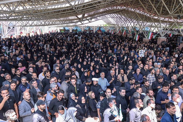 بدرقه تاریخی شهید آیت الله آل هاشم در تبریز‎