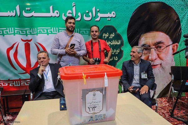 حضور پرشور مردم تبریز پای صندوق رای‎