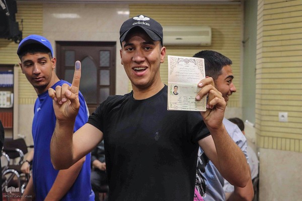 حضور پرشور مردم تبریز پای صندوق رای‎