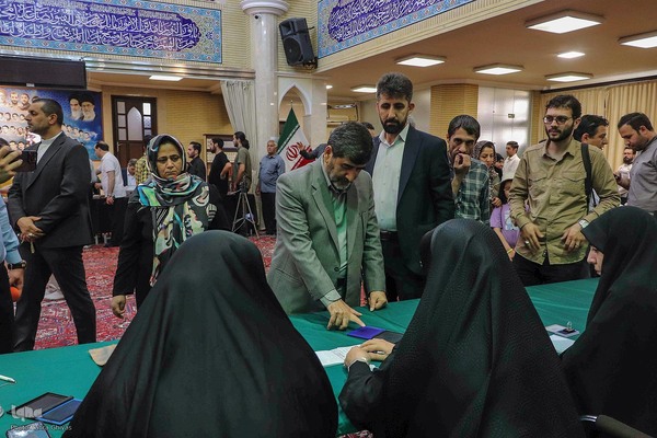 حضور پرشور مردم تبریز پای صندوق رای‎