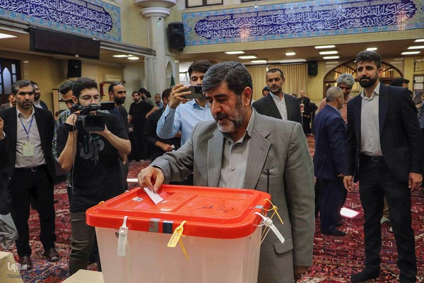 حضور پرشور مردم تبریز پای صندوق رای‎