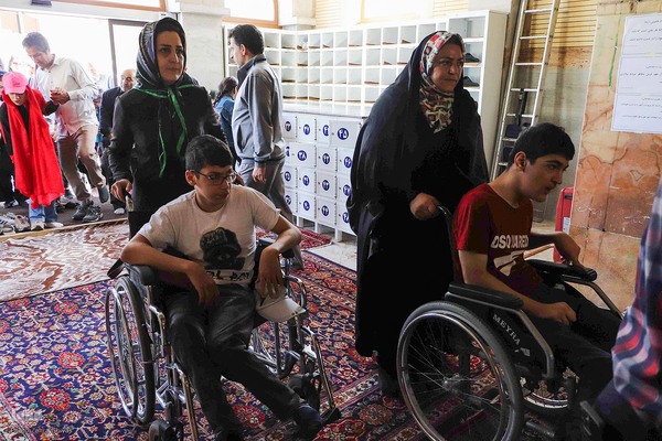 حضور گسترده معلولان تبریز در انتخابات ریاست جمهوری‎