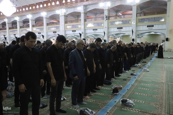 نماز ظهر عاشورا در تبریز‎