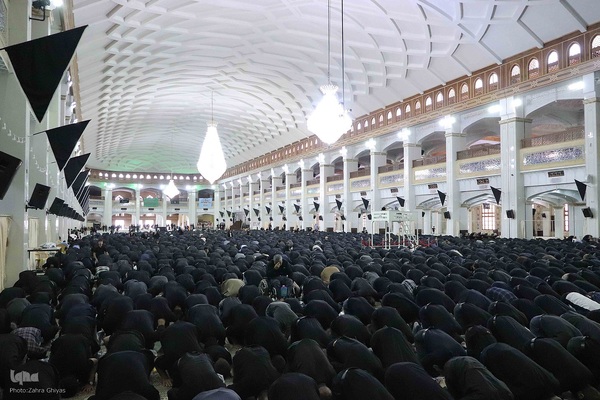 نماز ظهر عاشورا در تبریز‎