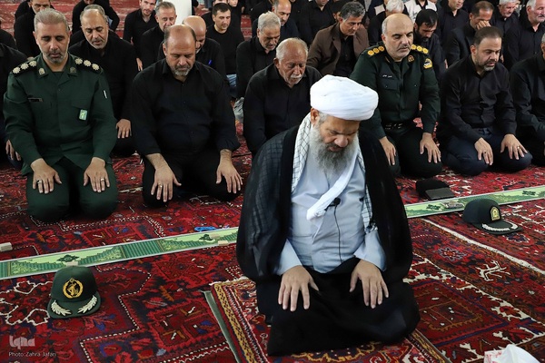 اقامه نماز ظهر عاشورا در اهر