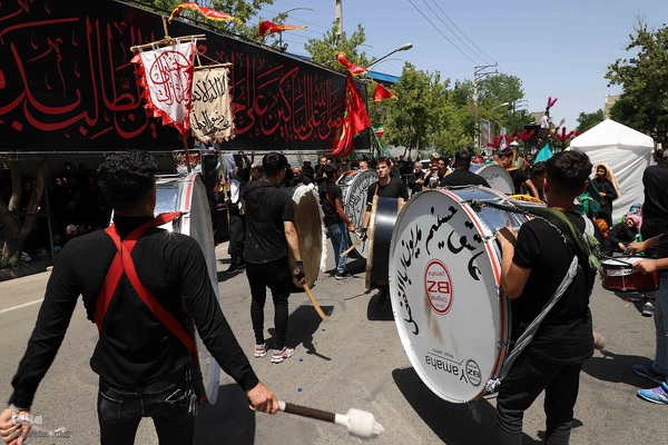 شبیه‌خوانی روز عاشورا در اهر