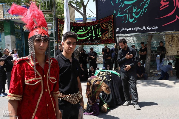 شبیه‌خوانی روز عاشورا در اهر