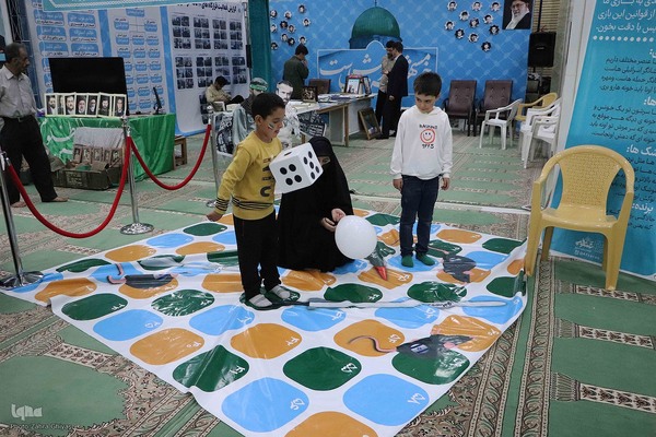 نمایشگاه دفاع مقدس و مقاومت در تبریز‎