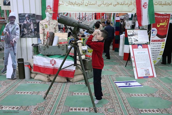 نمایشگاه دفاع مقدس و مقاومت در تبریز‎