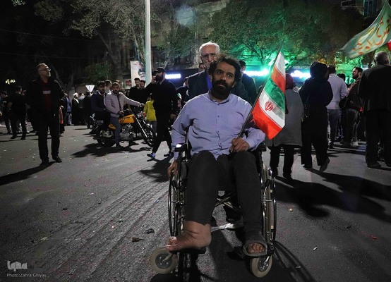 شادی مردم تبریز پس از حمله ایران به اسرائیل‎