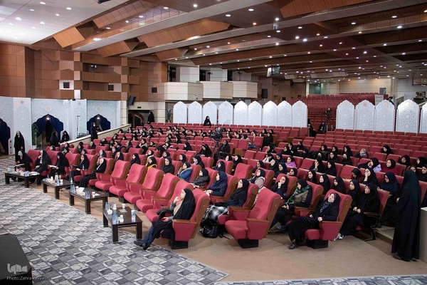 رقابت نوجوانان در نوبت صبح ششمین روز مسابقات سراسری قرآن‎