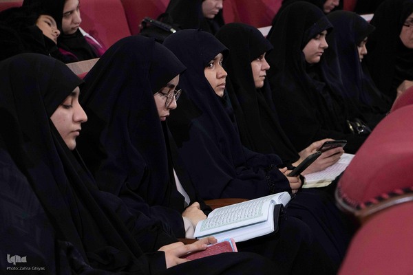 رقابت نوجوانان در نوبت صبح ششمین روز مسابقات سراسری قرآن‎