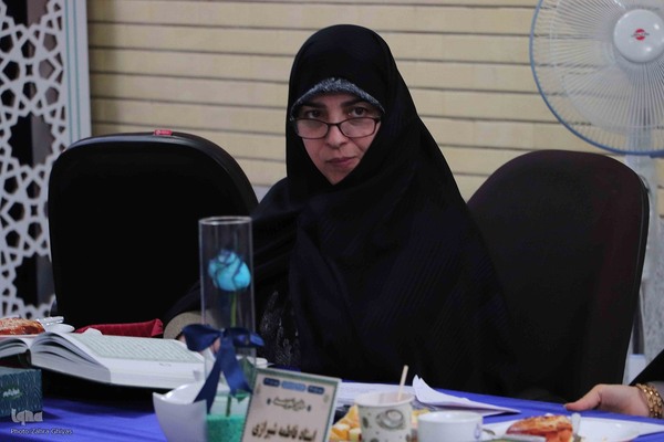 اعضای هیئت داوران بخش بانوان مرحله نهایی چهل و هفتمین دوره مسابقات سراسری قرآن‎