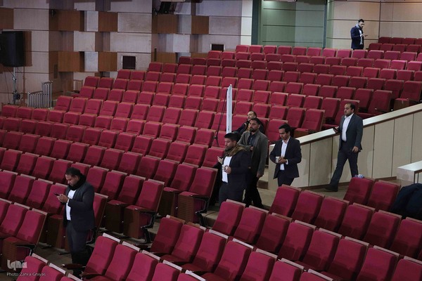 اولین روز بخش نغمات دینی بخش آقایان مسابقات سراسری قرآن