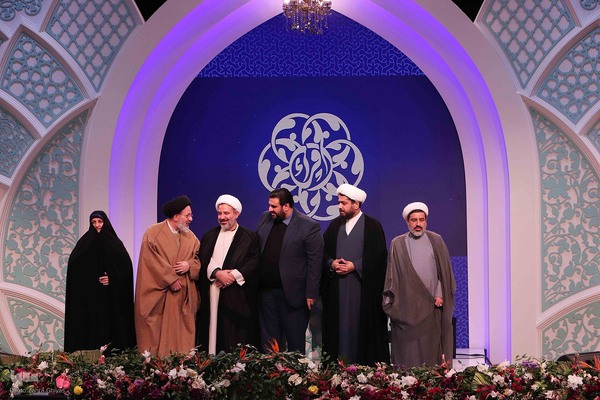 اختتامیه بخش نغمات دینی بخش آقایان در مسابقات سراسری قرآن