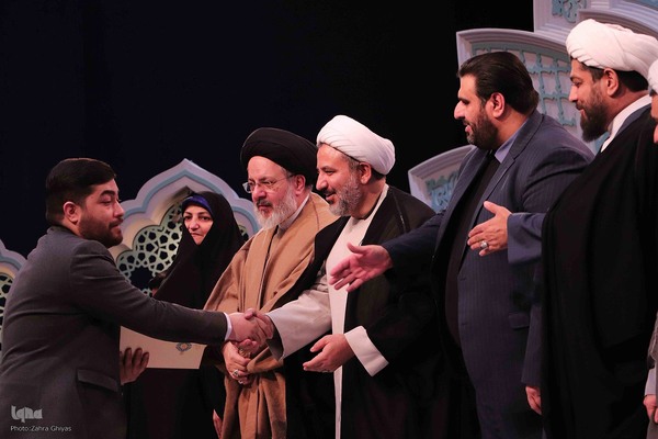 اختتامیه بخش نغمات دینی بخش آقایان در مسابقات سراسری قرآن