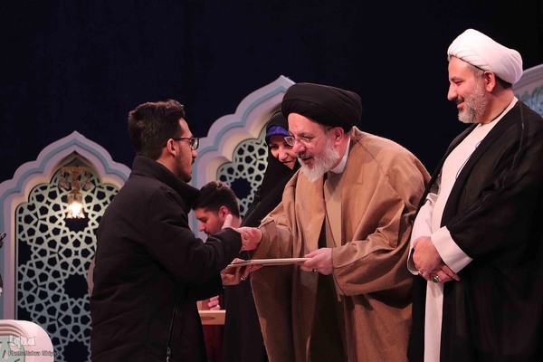 اختتامیه بخش نغمات دینی بخش آقایان در مسابقات سراسری قرآن