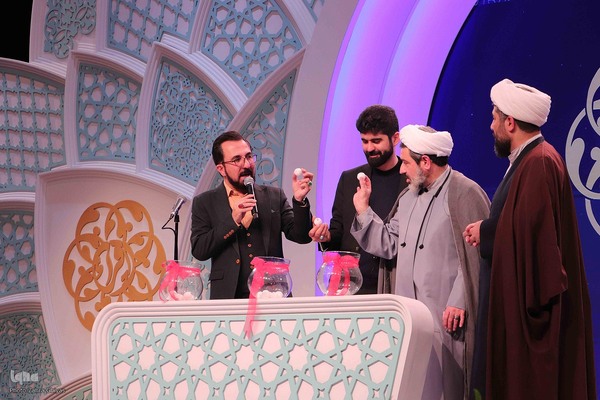 اختتامیه بخش نغمات دینی بخش آقایان در مسابقات سراسری قرآن