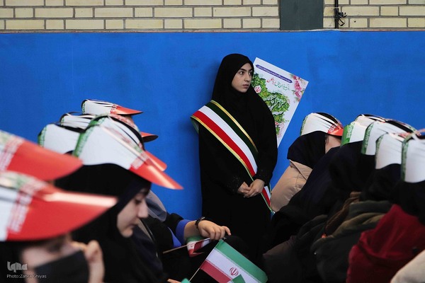 گلبانگ انقلاب در مدارس آذربایجان شرقی‎