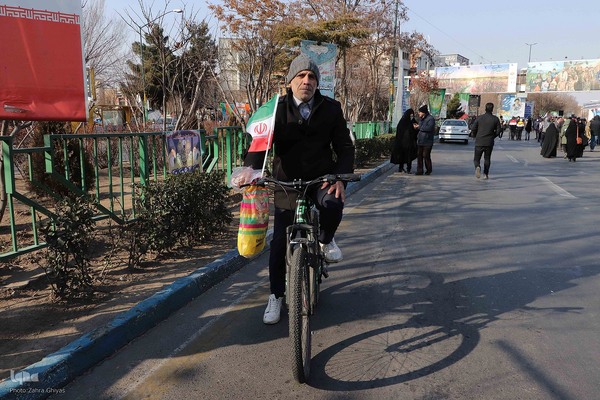 راهپیمایی 22 بهمن تبریز