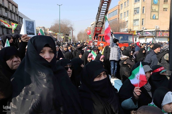 راهپیمایی 22 بهمن تبریز